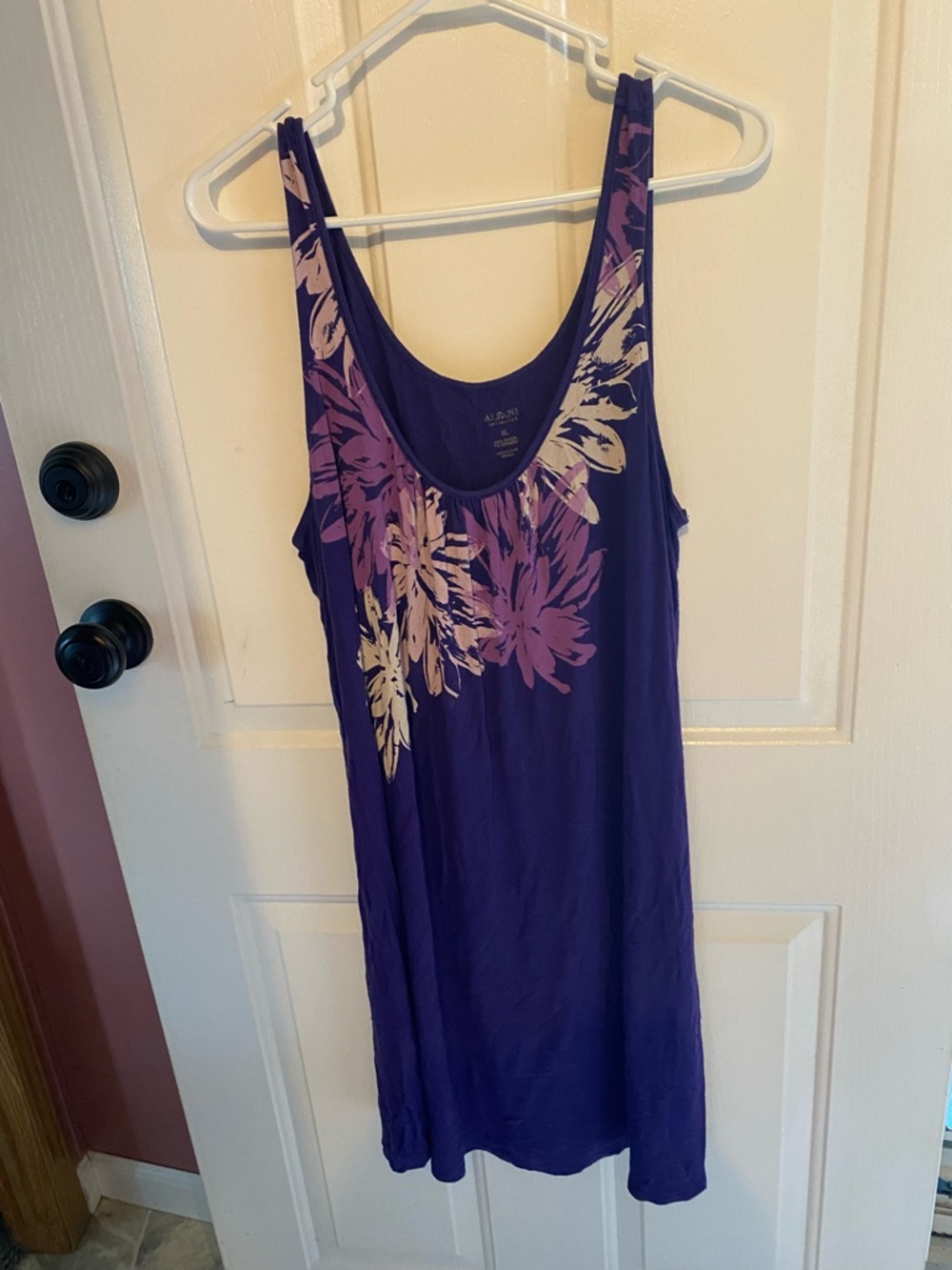 Purple Floral Scoop Neck nightgown